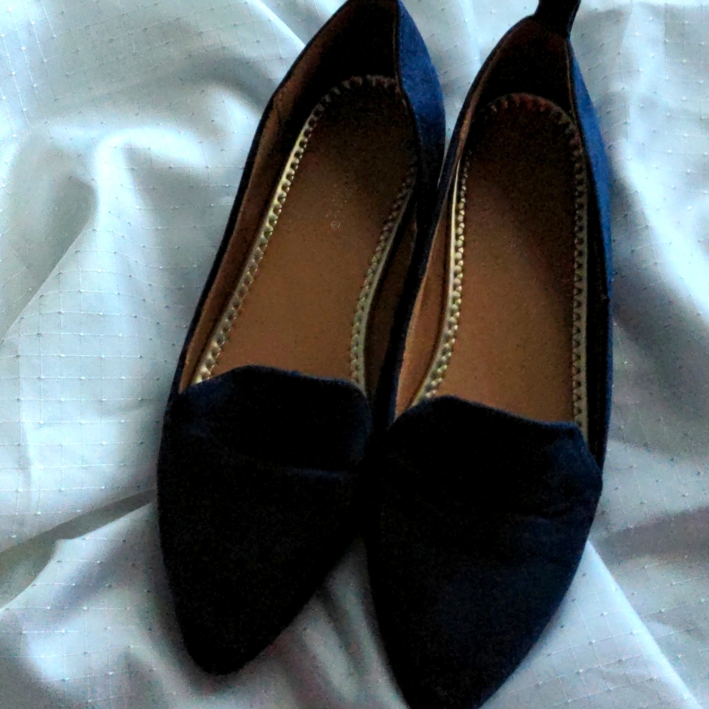 Cute flat shoes
